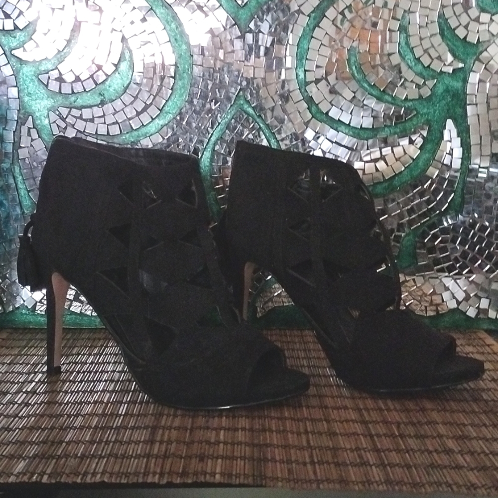 XOXO Black Heels Size 7
